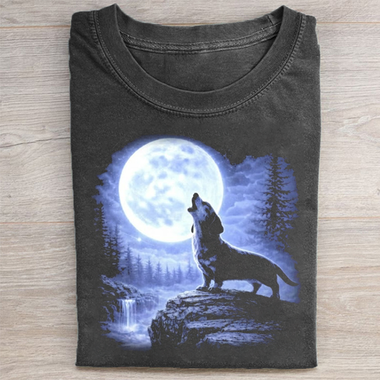 Dachshund Howling Moon T-shirt