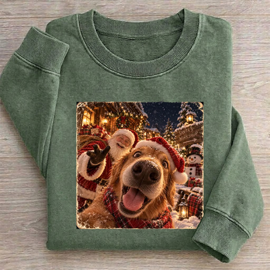 Golden Retriever Santa Selfie Sweatshirt