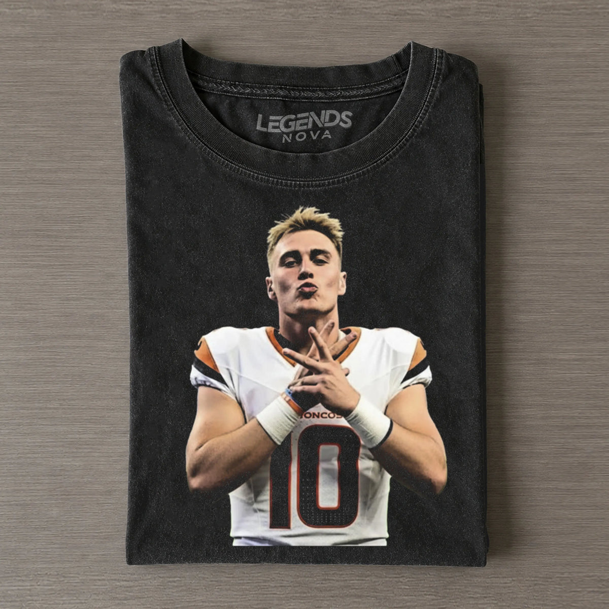 BN10 Football Vintage T-shirt