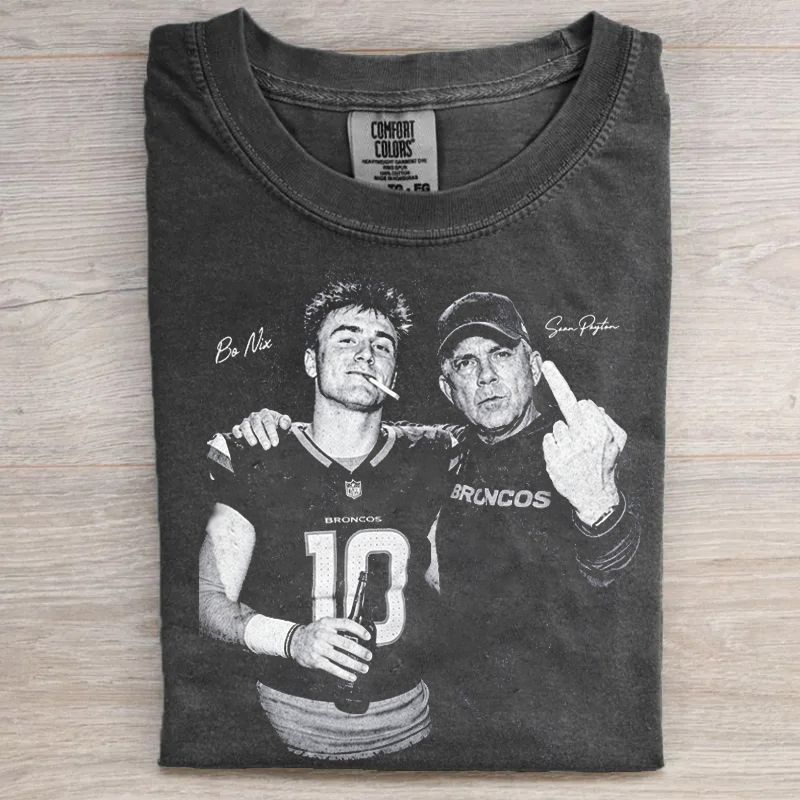 Vintage Denver Football Graphic T-shirt