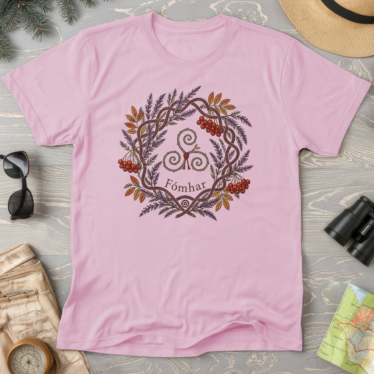 Fómhar Triskele T-Shirt